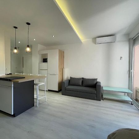 Acogedor Loft En Torrevieja Apartment Exterior photo